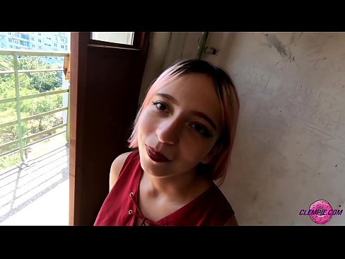 ❤️ Student Sensual suger en främling i Outback - sperma i ansiktet ☑ Anal video at us ❌️